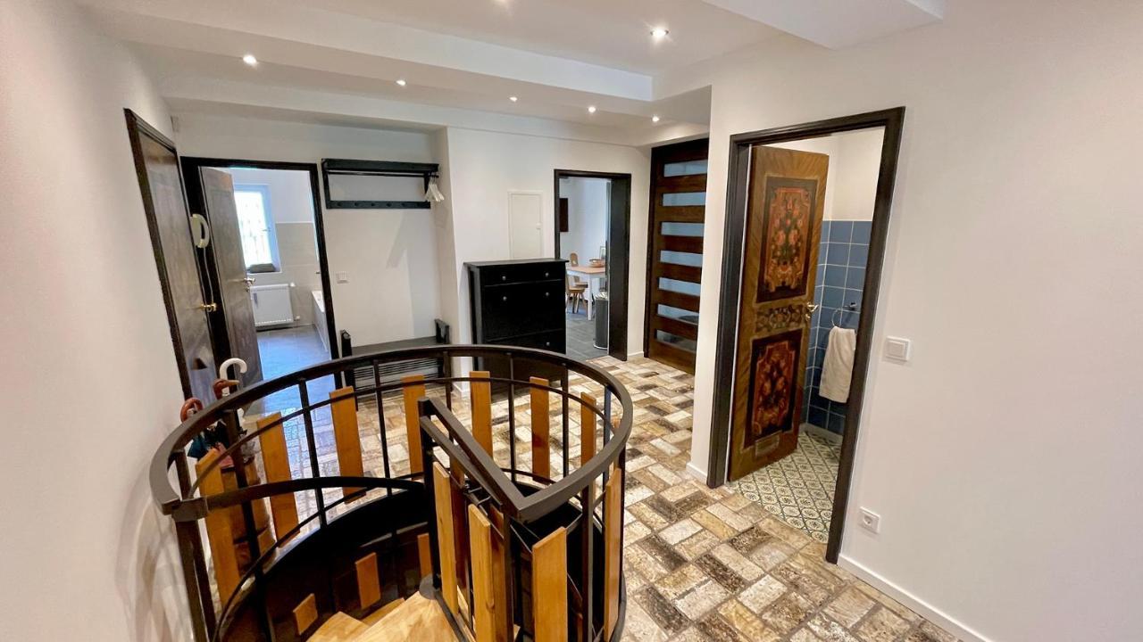 Large Holiday Apartment With Sauna, Terrace, Garden And Open Fireplace Lenggries Bagian luar foto