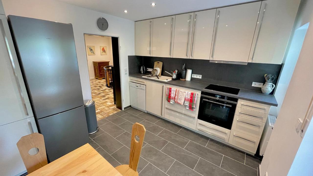 Large Holiday Apartment With Sauna, Terrace, Garden And Open Fireplace Lenggries Bagian luar foto