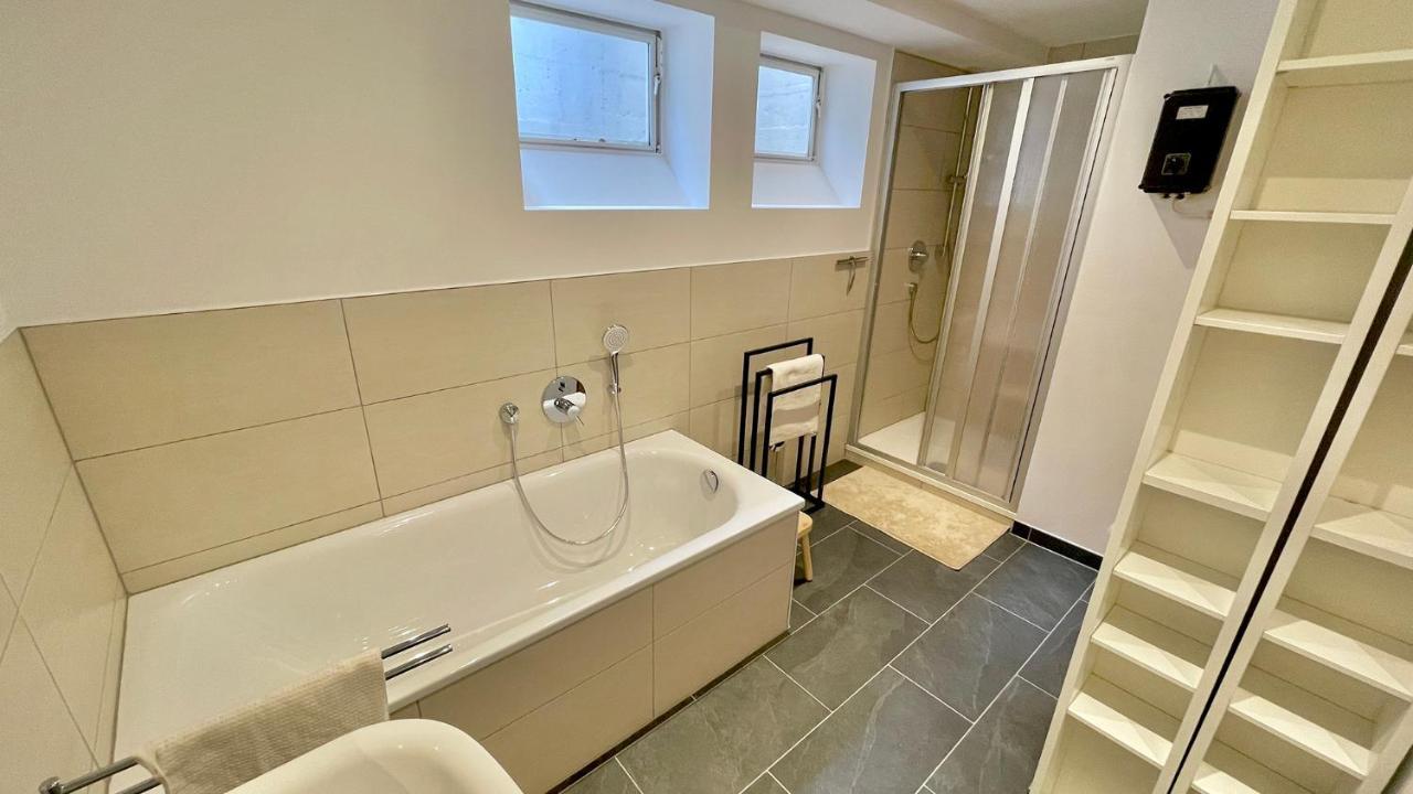 Large Holiday Apartment With Sauna, Terrace, Garden And Open Fireplace Lenggries Bagian luar foto