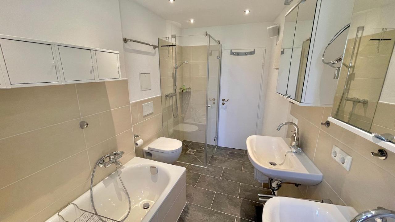 Large Holiday Apartment With Sauna, Terrace, Garden And Open Fireplace Lenggries Bagian luar foto